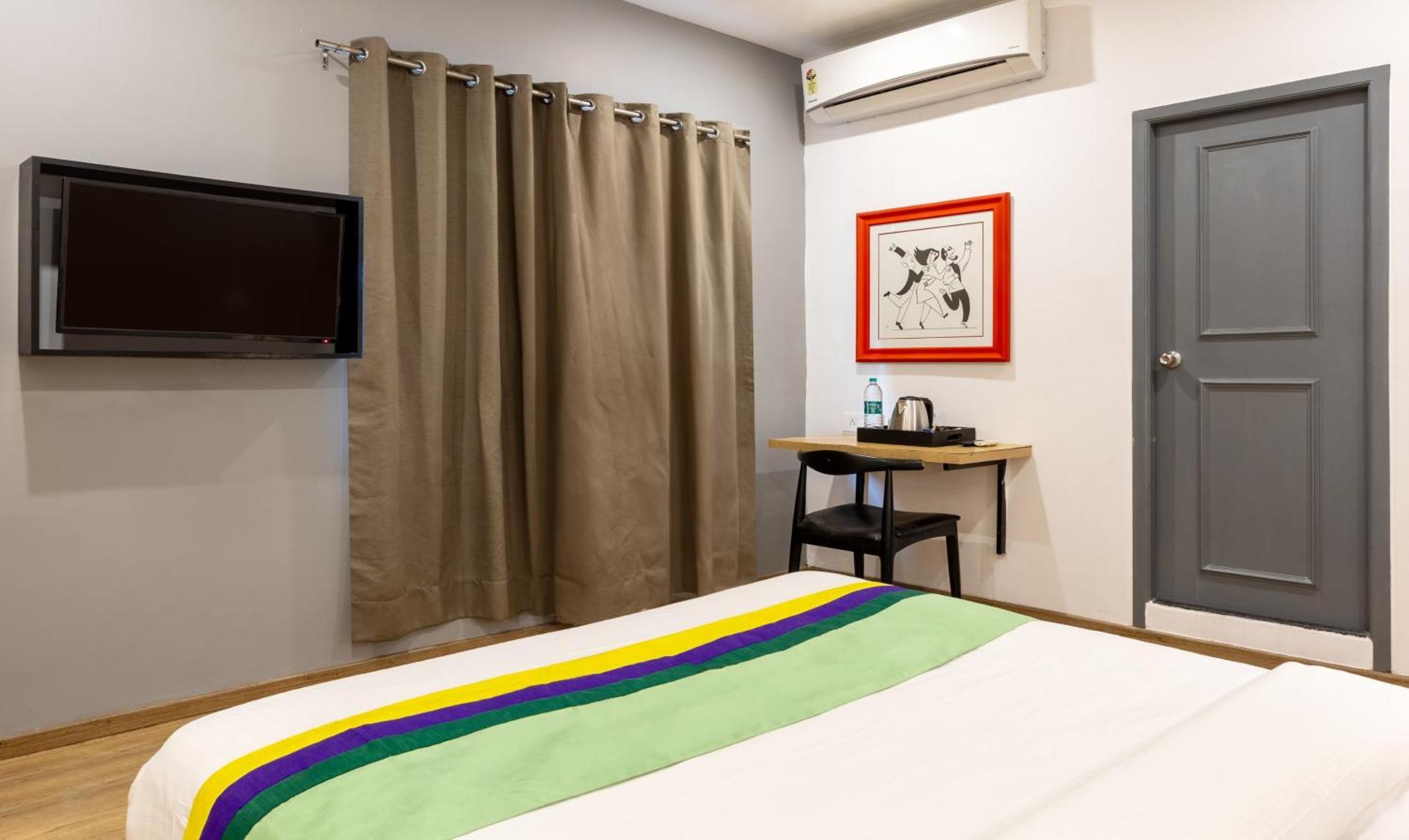 Treetops Inn شيناي المظهر الخارجي الصورة